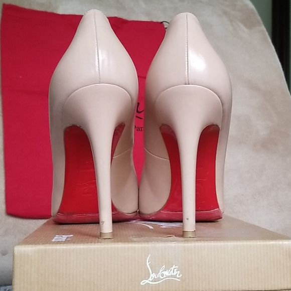 Christian Louboutin Pigalle Pumps - Picture 4 of 7